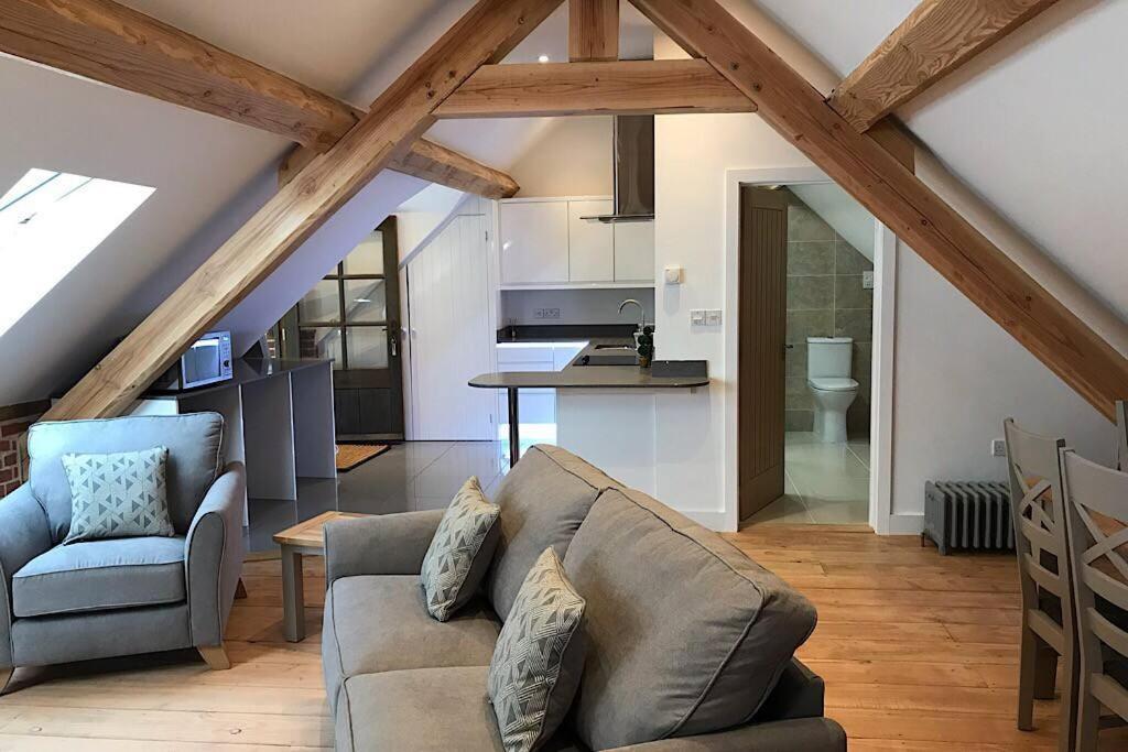 Beautiful Rural Apt, Walking Distance To Three Choirs Vineyard/Brassiere Gloucestershire Apartamento Newent Exterior foto